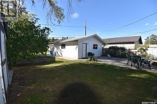 806 6Th Street W, Nipawin, SK - Outdoor