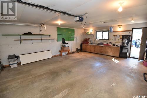 806 6Th Street W, Nipawin, SK - Indoor Photo Showing Garage