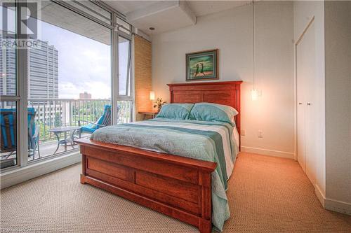 191 King Street S Unit# 908, Waterloo, ON - Indoor Photo Showing Bedroom