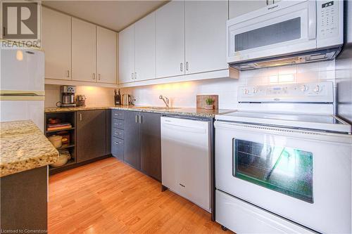 191 King Street S Unit# 908, Waterloo, ON - Indoor Photo Showing Kitchen