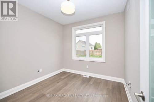 2788 Canadiana Court, Fort Erie, ON - Indoor Photo Showing Other Room