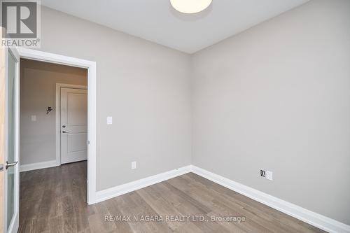 2788 Canadiana Court, Fort Erie, ON - Indoor Photo Showing Other Room