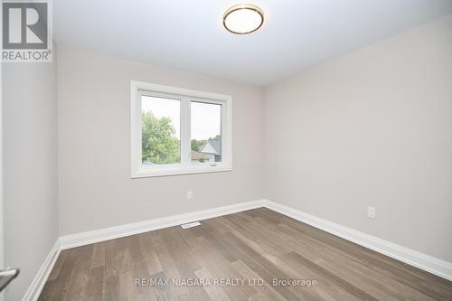 2788 Canadiana Court, Fort Erie, ON - Indoor Photo Showing Other Room