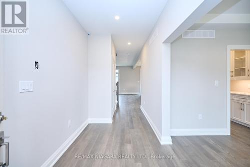 2788 Canadiana Court, Fort Erie, ON - Indoor Photo Showing Other Room