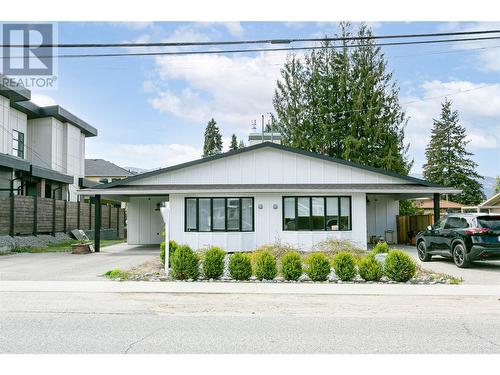 475 - 479 Eldorado Road, Kelowna, BC - Outdoor