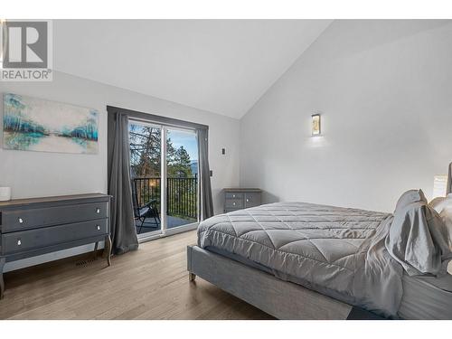 591 Moody Crescent, Vernon, BC - Indoor Photo Showing Bedroom