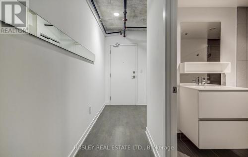 401 - 109 Wolseley Street, Toronto, ON - Indoor Photo Showing Other Room