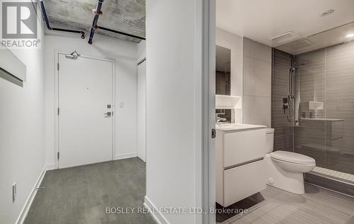 401 - 109 Wolseley Street, Toronto, ON - Indoor Photo Showing Bathroom