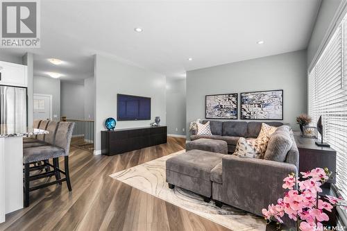 550 Pritchard Crescent, Saskatoon, SK - Indoor Photo Showing Living Room