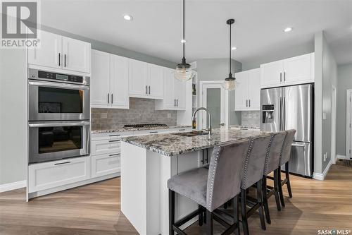 550 Pritchard Crescent, Saskatoon, SK - Indoor Photo Showing Kitchen With Upgraded Kitchen