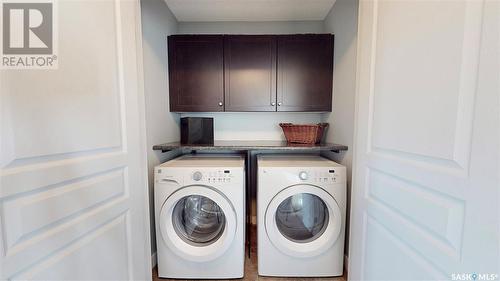 5331 Universal Crescent, Regina, SK - Indoor Photo Showing Laundry Room