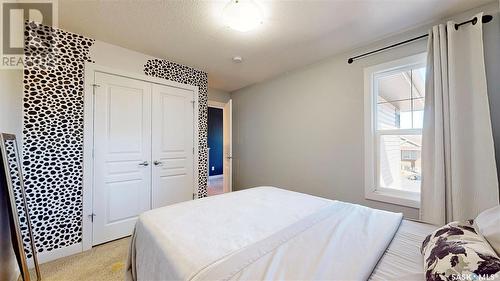 5331 Universal Crescent, Regina, SK - Indoor Photo Showing Bedroom