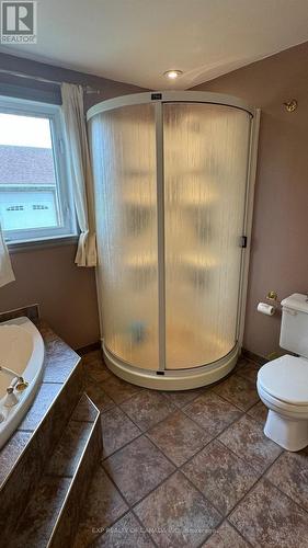 789 Highway 652 E, Cochrane, ON - Indoor Photo Showing Bathroom