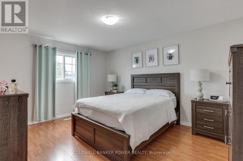 9 Ponds Edge Court, London, ON - Indoor Photo Showing Bedroom