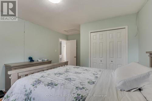 9 Ponds Edge Court, London, ON - Indoor Photo Showing Bedroom