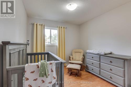 9 Ponds Edge Court, London, ON - Indoor Photo Showing Bedroom