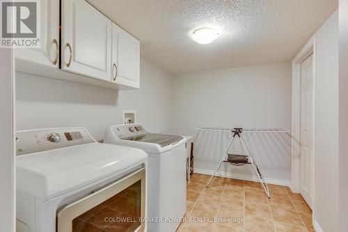 9 Ponds Edge Court, London, ON - Indoor Photo Showing Laundry Room