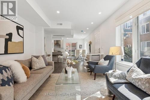 6 - 230 St. George Street, Toronto, ON - Indoor Photo Showing Living Room