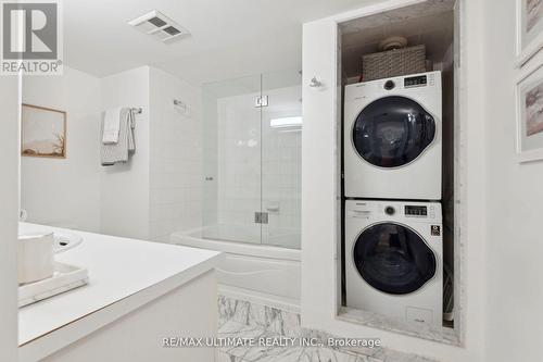 6 - 230 St. George Street, Toronto, ON - Indoor Photo Showing Laundry Room