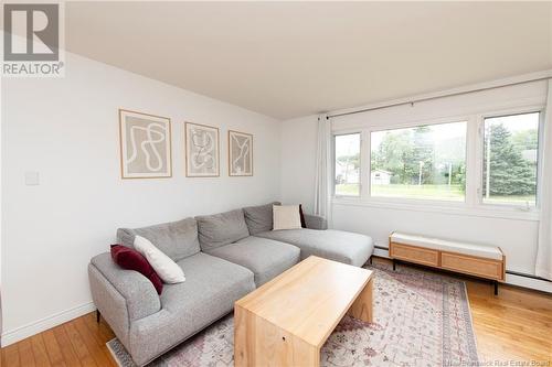 28 Galaxy Drive, Moncton, NB - Indoor Photo Showing Living Room