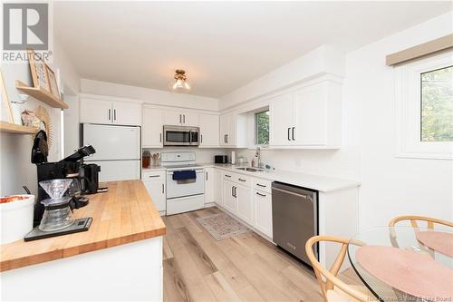 28 Galaxy Drive, Moncton, NB - Indoor Photo Showing Kitchen