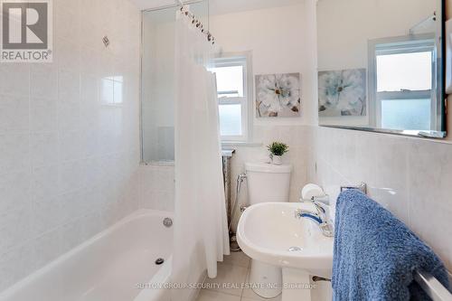 1659 Keele Street, Toronto, ON - Indoor Photo Showing Bathroom