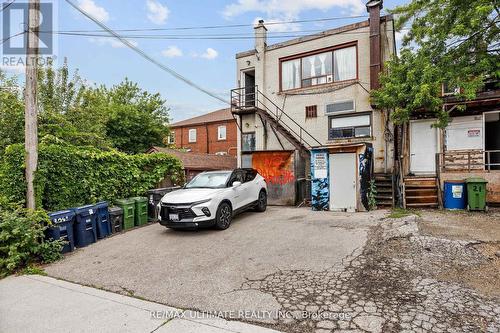 2041 Eglinton Avenue, Toronto, ON 