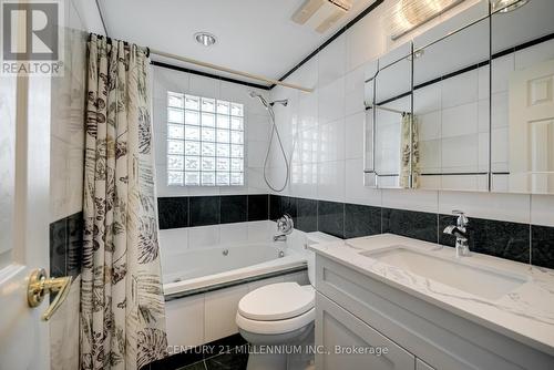 139 Elgin Drive, Brampton, ON - Indoor Photo Showing Bathroom