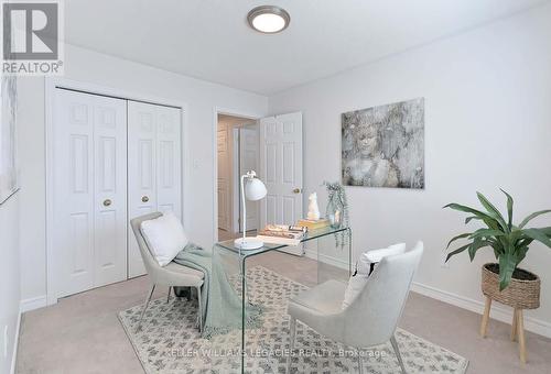 2475 Old Brompton Way, Oakville, ON - Indoor Photo Showing Dining Room