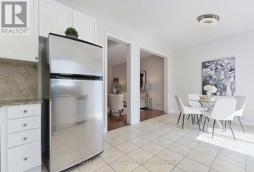 2475 Old Brompton Way, Oakville, ON - Indoor Photo Showing Dining Room