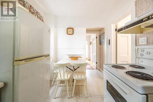 333 Glengarry Avenue, Toronto, ON - Indoor Photo Showing Kitchen