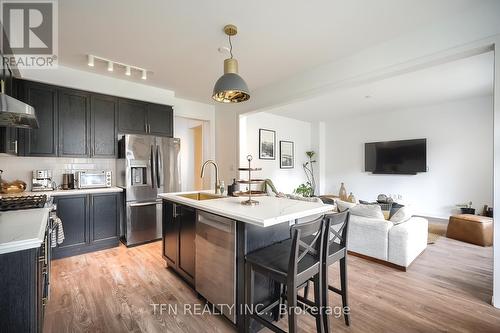 109 Sunflower Crescent, Thorold, ON - Indoor Photo Showing Kitchen