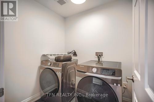 109 Sunflower Crescent, Thorold, ON - Indoor Photo Showing Laundry Room