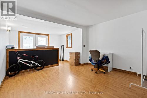 19 Christie Street, St. Catharines, ON - Indoor Photo Showing Other Room