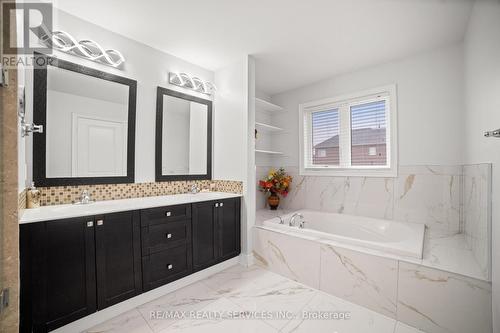 62 French Drive, Mono, ON - Indoor Photo Showing Bathroom