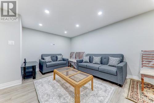 98 Berner Trail, Toronto, ON - Indoor Photo Showing Living Room