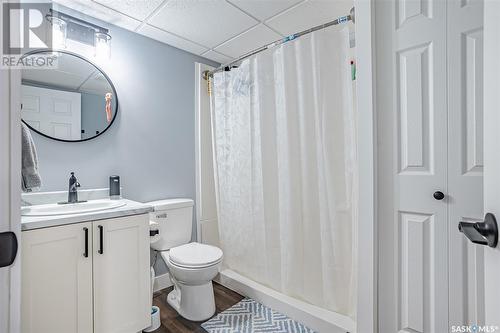 315 Wedge Road, Saskatoon, SK - Indoor Photo Showing Bathroom