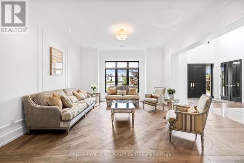 39 Orlin Chappel Court, King, ON - Indoor Photo Showing Living Room