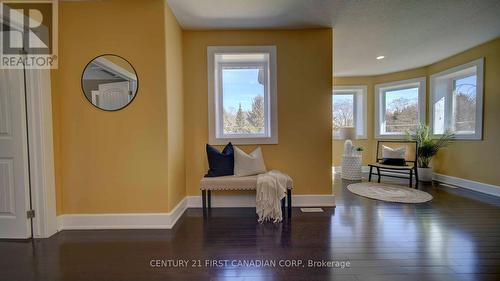 1659 Hamilton Road, London, ON - Indoor