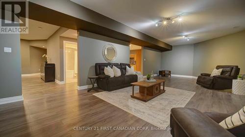 1659 Hamilton Road, London, ON - Indoor Photo Showing Basement