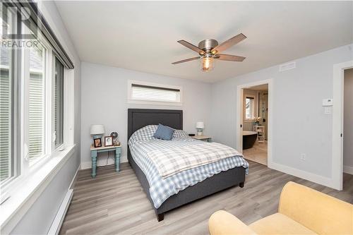 32 Flagstone Court, Riverview, NB - Indoor Photo Showing Bedroom