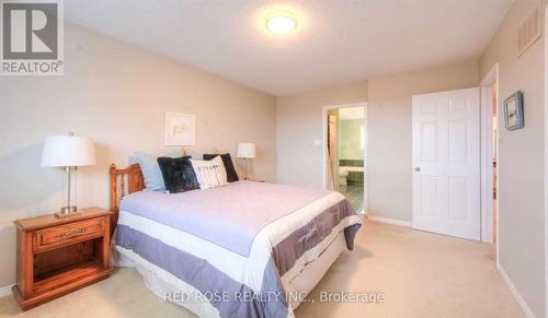 1091 Augustus Drive, Burlington, ON - Indoor Photo Showing Bedroom