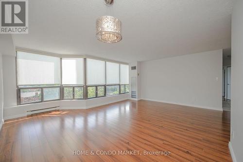 604 - 200 Robert Speck Parkway, Mississauga, ON - Indoor Photo Showing Other Room