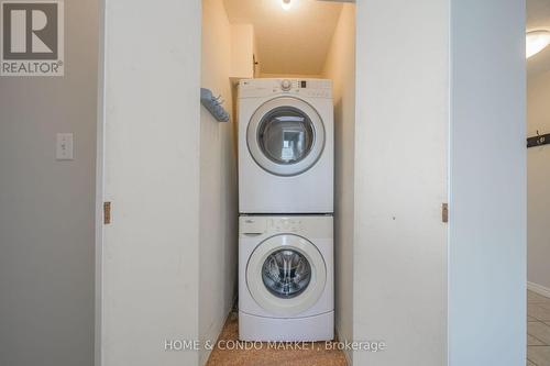 604 - 200 Robert Speck Parkway, Mississauga, ON - Indoor Photo Showing Laundry Room