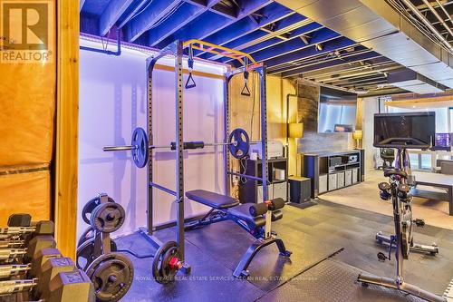 656 Julia Avenue, Burlington, ON - Indoor Photo Showing Gym Room