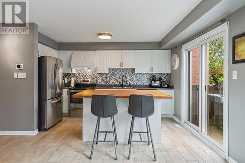 656 Julia Avenue, Burlington, ON - Indoor Photo Showing Kitchen With Stainless Steel Kitchen With Upgraded Kitchen