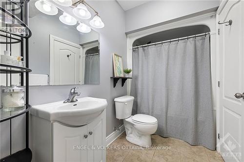 46 Kimberly Avenue, North Grenville, ON - Indoor Photo Showing Bathroom