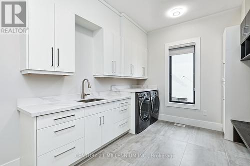 113 Nipissing Crescent, Blue Mountains, ON - Indoor Photo Showing Laundry Room