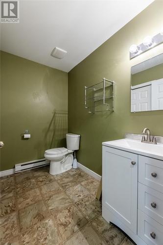 62 Seaborn Street, St. John'S, NL - Indoor Photo Showing Bathroom