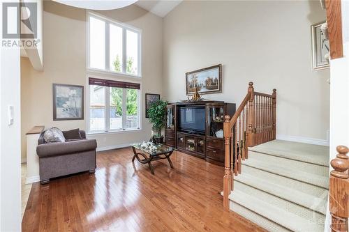 408 Fireweed Trail, Ottawa, ON - Indoor Photo Showing Living Room